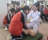 贵阳市妇幼保健院走进花溪第四中学开展“2025心肺复苏周”宣传教育活动
